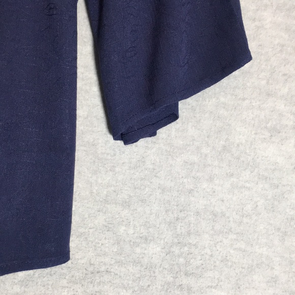 KNOX ROSE Embroidered Oversized Relaxed Fit Keyhole Botton Back Boxy Flyaway Top - Picture 7 of 16